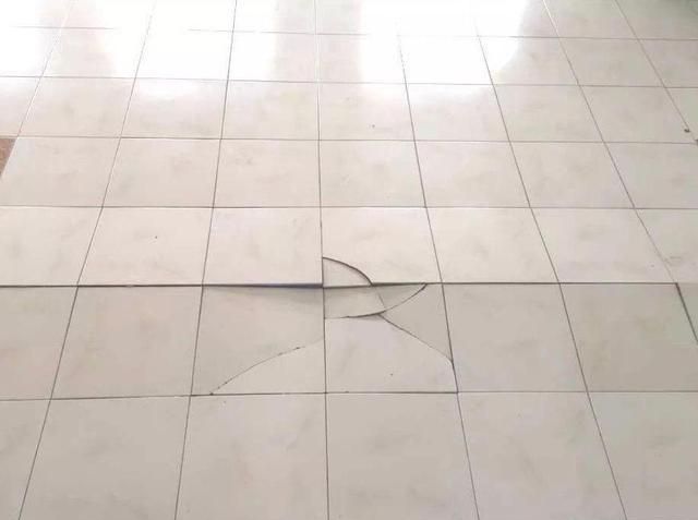 墙砖空鼓最佳处理方法知乎视频(墙砖空鼓怎么办?瓷砖空鼓补救方法) 墙砖空鼓最佳处理方法知乎视频(墙砖空鼓怎么办?瓷砖空鼓补救方法)